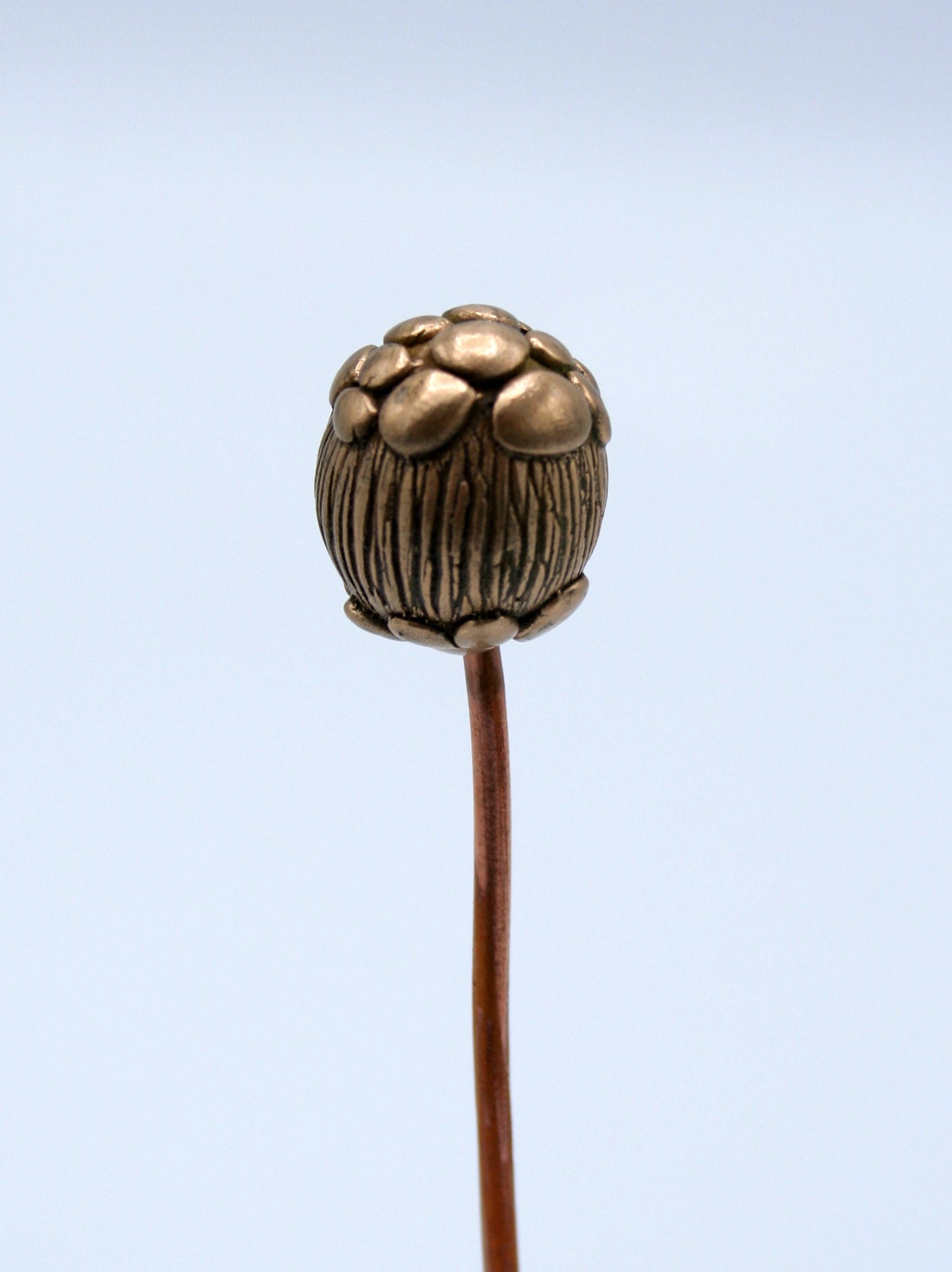 Les Botaniques - fleur en bronze "graine"